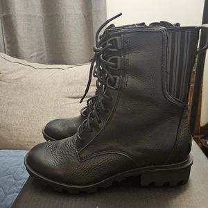Sz 9 women's boots